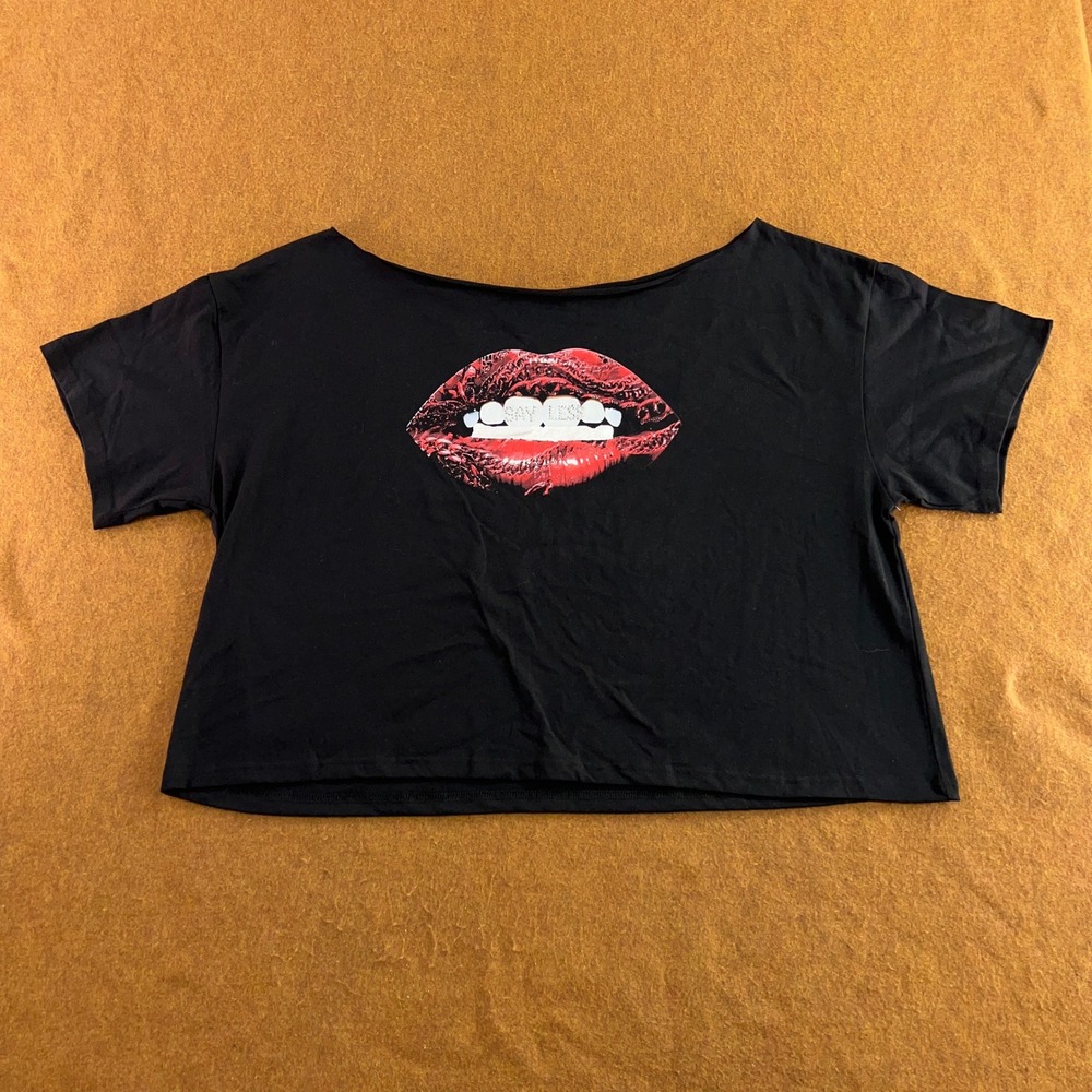Fashion Nova Womens 3X Black Say Less Rhinestone Lip Graphic Cropped T-Shirt New